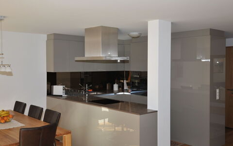Blauherd: Room, Furniture, Property, Countertop, Kitchen, Cabinetry, Interior Design, Building, House, Floor