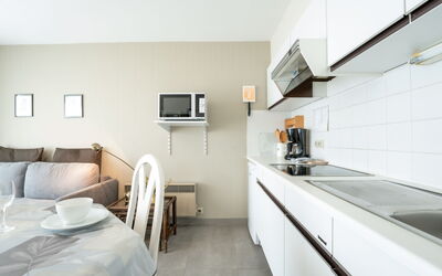 Accommodation:&nbsp;Astrid 704 with Balcony 600.1