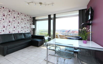 Accommodation:&nbsp;Studio 604 with Balcony 600.5