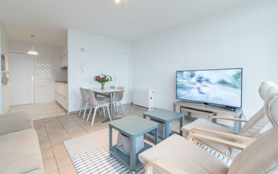 Accommodation:&nbsp;Seaview 2 610.4