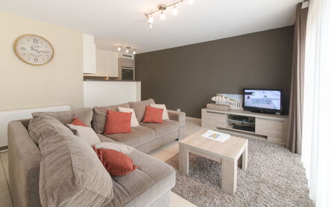 Irena 302: Couch, Furniture, Picture Frame, Comfort, Wood, Lighting, House, Living Room, Home Appliance