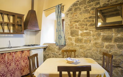 Accommodation:&nbsp;Torchio 2