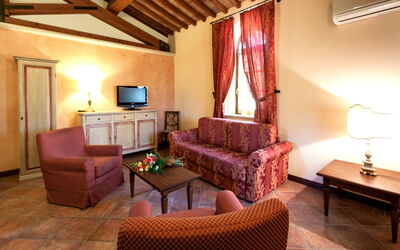 Casciana Apartments 5