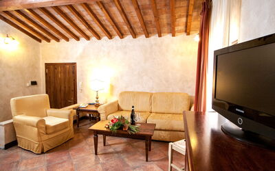 Casciana Apartments 4