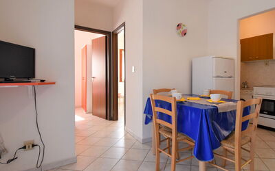 Accommodation:&nbsp;Casa Daniela 500.2