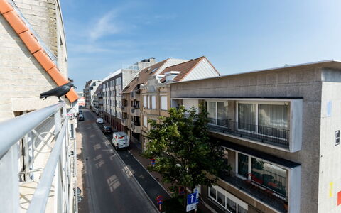 Bredene 711: Building, Window, Neighbourhood, Town, Residential Area, Apartment, Architecture, Urban Design, Mixed-Use, Thoroughfare