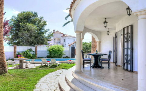 Villa Mar: Architecture, Residential Area, Home, House, Estate, Hacienda, Villa, Mansion, Garden, Shade