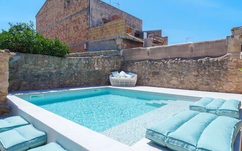 Ca Sa Padrina: Sky, Water, Property, Azure, Rectangle, Swimming Pool, Building, Outdoor Furniture, Plant, Composite Material