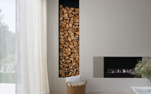 Santa Marina: Wall, Room, Interior Design, Furniture, Floor, Material Property, House, Table, Rectangle, Window
