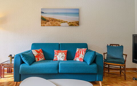 La Sauvagère: Furniture, Property, Couch, Azure, Rectangle, Interior Design, Comfort, Wood, Living Room, Wall