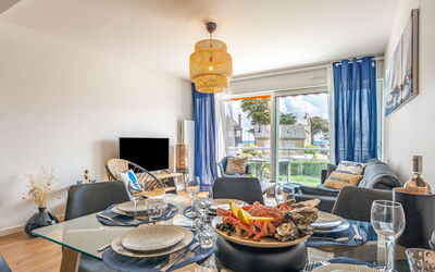 Accommodation:&nbsp;La Cormorane 270.5