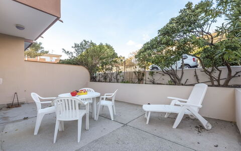 Cavalaire 264: Table, Sky, Furniture, Property, Chair, Cloud, Outdoor Furniture, Building, Outdoor Table, Architecture