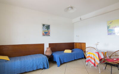 Accommodation:&nbsp;Riva Bella 505.1