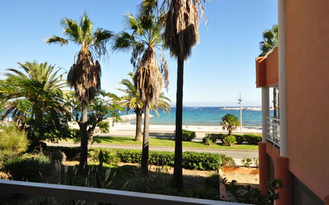 Villa Medicis: Building, Property, Furniture, Window, Comfort, Wood, Interior Design, Shade, Floor