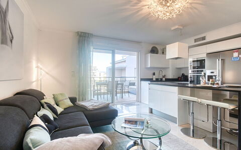 Accommodation:&nbsp;Le 4 Mats 185.2