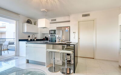 Accommodation:&nbsp;Le 4 Mats 185.2