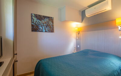 Accommodation:&nbsp;Les Rivages des Issambres 120.11