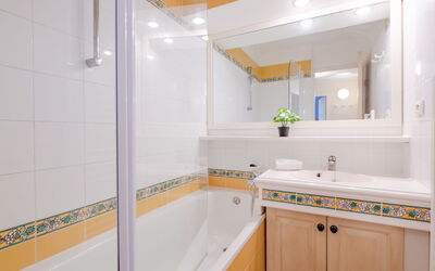 Accommodation:&nbsp;Les Rivages des Issambres 120.3