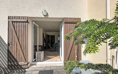 Accommodation:&nbsp;Les Cottages du Golf 100.4