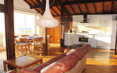 Accommodation:&nbsp;Capama 314.2