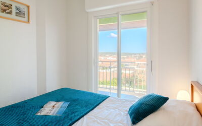 Accommodation:&nbsp;Les Goelands 321.1