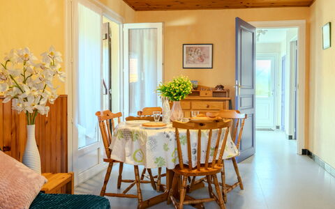Oyan Aldo: Furniture, Interior Design, Flooring, Wood, Table, Chair, Ceiling, Floor, Dining Room, Room