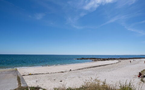 Le Domaine de Fort Neuf: Body Of Water, Sky, Beach, Sea, Shore, Coast, Ocean, Blue, Cloud, Natural Environment