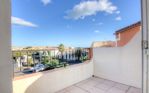 Les Andalouses: Sky, Cloud, Property, Azure, Shade, Plant, Urban Design, Interior Design, Condominium, Floor