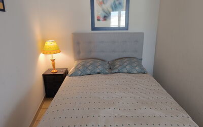 Accommodation:&nbsp;Royal Marine 504.7