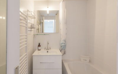 Accommodation:&nbsp;Le Zodiaque Ii 220.3