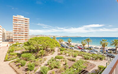 Accommodation:&nbsp;Le Méditerranée 101.1