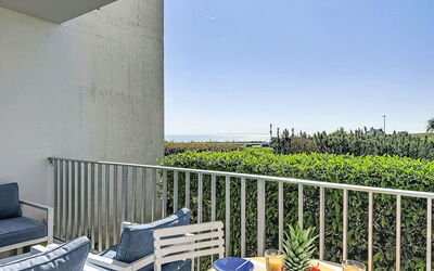 Accommodation:&nbsp;Les Trois Iles 102.16