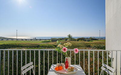 Accommodation:&nbsp;Les Trois Iles 102.13