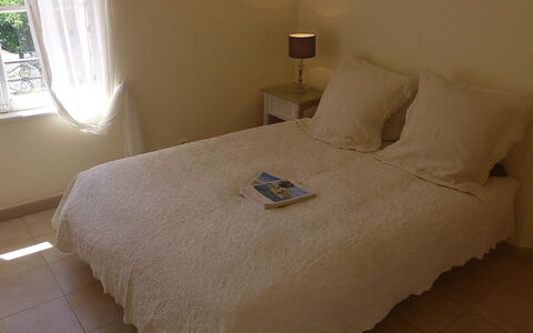 Villa Rose: Bed, Bedroom, Furniture, Bedding, Room, Bed Sheet, Property, Mattress, Bed Frame, Floor