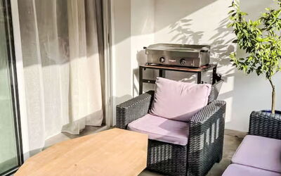 Accommodation:&nbsp;Xabadenia 370.5