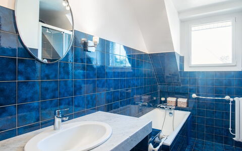 Les Elfes: Bathroom, Blue, Room, Property, Tile, Interior Design, Architecture, Building, Floor, Design