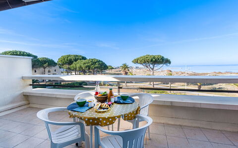 Port Camargue 115: Sky, Table, Property, Furniture, Azure, Cloud, Outdoor Furniture, Chair, Seaside Resort, Interior Design