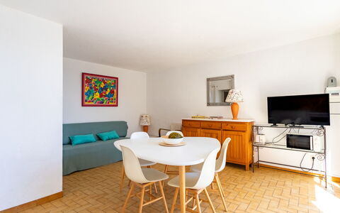 Les Floralies Ii: Furniture, Table, Property, Chair, Interior Design, Wood, Cabinetry, Flooring, Floor, Living Room