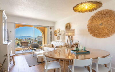 Hyères 200: Water, Building, Sky, Daytime, Property, Swimming Pool, Azure, Window, Tower Block, Plant
