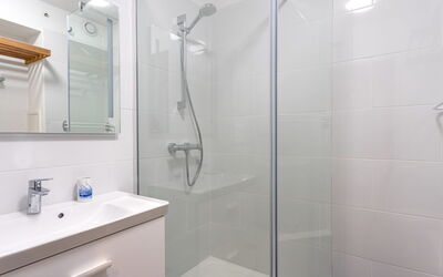 Accommodation:&nbsp;Port de la Gavine 200.27