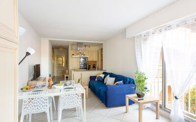 Accommodation:&nbsp;Port de la Gavine 200.24