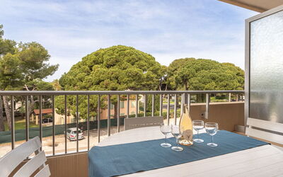 Accommodation:&nbsp;Port de la Gavine 200.17