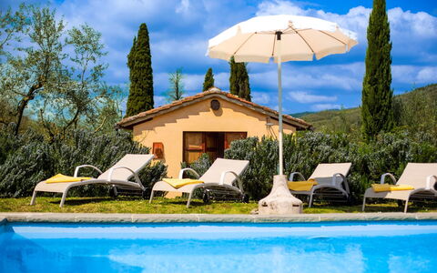 Collina dei Fiori: Swimming Pool, Outdoor Furniture, Resort, Sunlounger, Furniture, Leisure, Umbrella, Eco Hotel, Garden, Villa