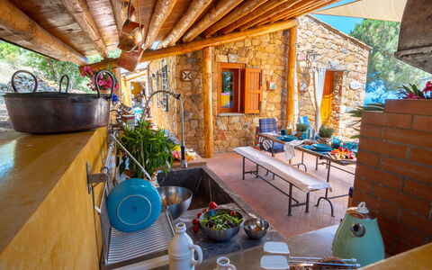 Terre Di Bea Cottage By The Sea Cefalu': Property, Room, Building, Interior Design, House, Real Estate, Home, Living Room, Furniture, Ceiling