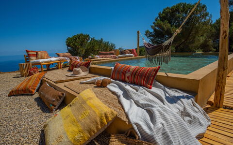 Terre Di Bea Cottage By The Sea Cefalu': Sky, Water, Tree, Wood, Outdoor Furniture, Body Of Water, Leisure, Landscape