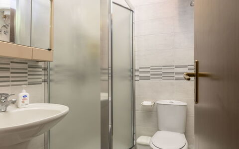 Il Poggio: Property, Plumbing Fixture, White, Bathroom, Purple, Sink, Mirror, Lighting, Tap