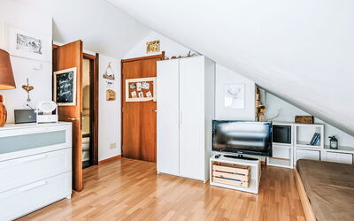 Accommodation:&nbsp;Mansarda Golfieri 710.10