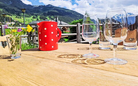 Fury Rez: Cloud, Sky, Plant, Tableware, Tree, Stemware, Wood, Mountain, Drinkware, Table