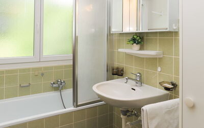 Accommodation:&nbsp;Belmont Ouest 75 380.6
