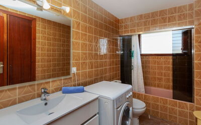 Accommodation:&nbsp;Isabelle 250.2